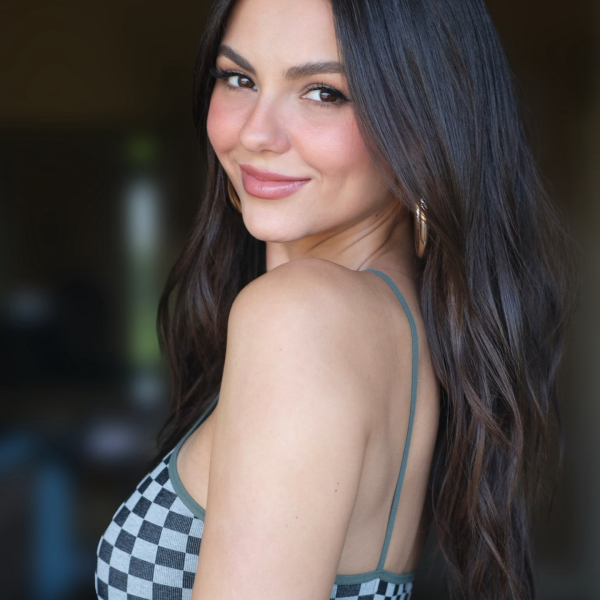Lusine Galadjian Photoshoot photo 5
