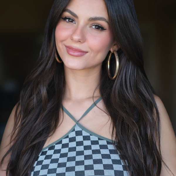 Lusine Galadjian Photoshoot photo 4